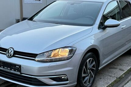 VW Golf 98.000 km 12.900 &euro; Hattingen 45525