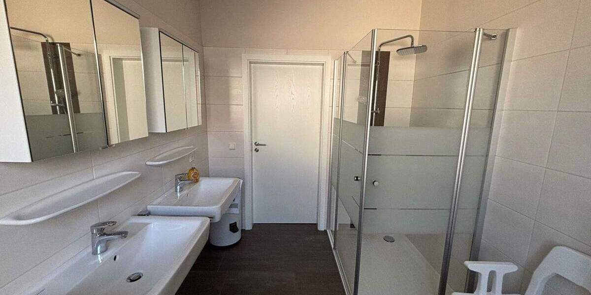 Etagenwohnung Engelskirchen Ründeroth - 4 Zimmer, 127 m&sup2;, 1.100&euro; | Angebot:25666273