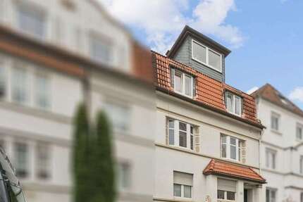 Haus zum Kaufen in Solingen 399.000 € 225 m² 9 zimmer