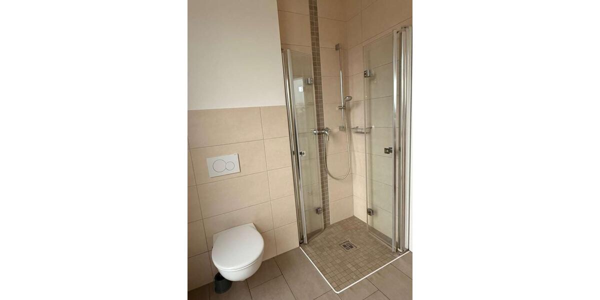 Dachgeschoßwohnung Leverkusen Schlebusch - 2 Zimmer, 70 m&sup2;, 890&euro; | Angebot:25710787