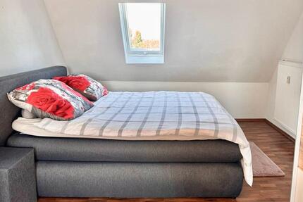 Lichtdurchflutete 3 Zimmer Dachgeschoßwohnung