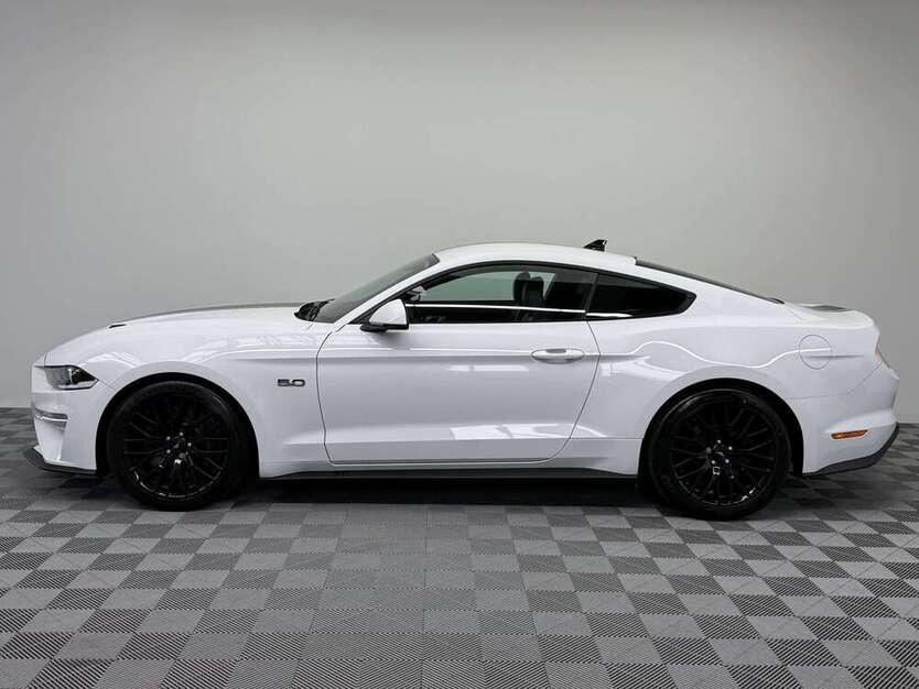 Ford Mustang 39.000 km 42.500 € Radevormwald 42477
