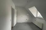 Dachgeschoßwohnung Solingen Aufderhöhe - 2 Zimmer, 70 m&sup2;, 560&euro; | Angebot:25606599
