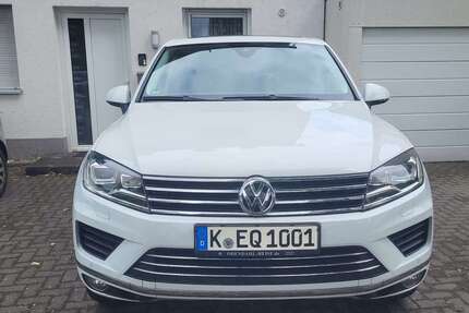 VW Touareg 137.000 km 25.000 € Köln 50769