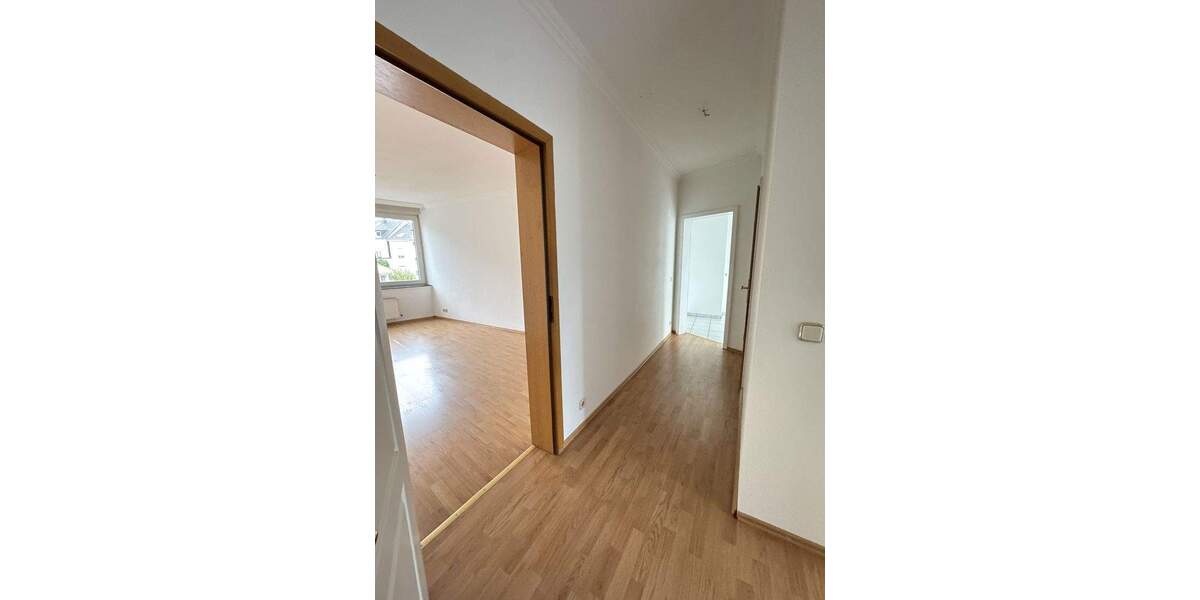 Etagenwohnung Solingen Höhscheid - 3 Zimmer, 70 m&sup2;, 620&euro; | Angebot:25724191