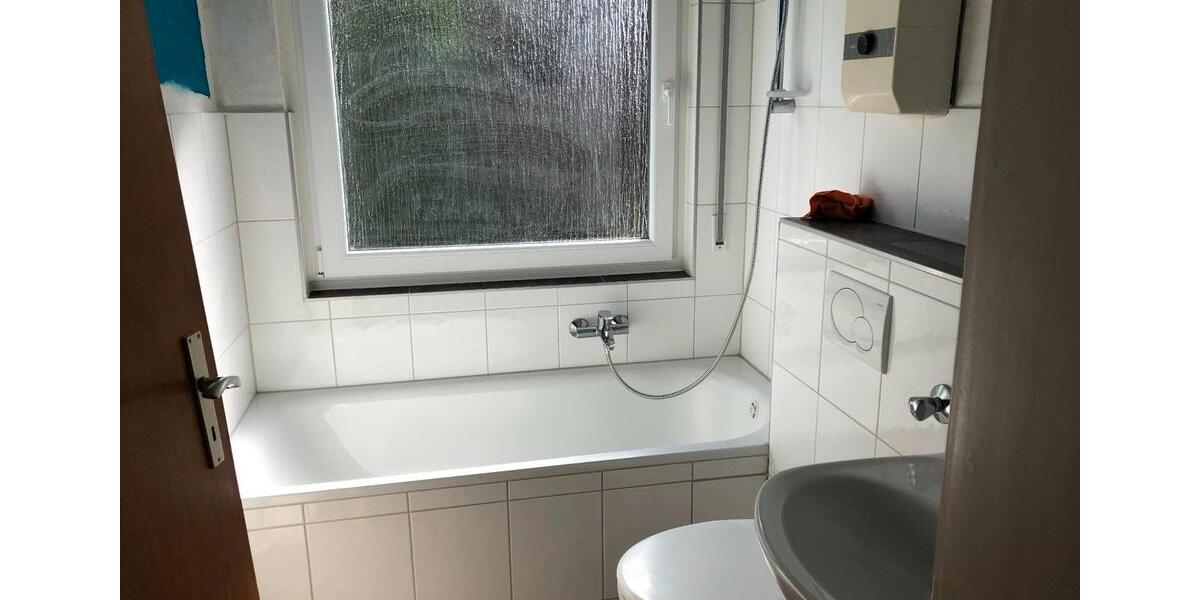 Erdgeschoßwohnung Leverkusen Schlebusch - 2 Zimmer, 63 m&sup2;, 510&euro; | Angebot:26442801