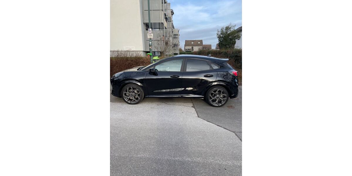 Ford Puma 66.000 km 18.500 &euro; Remscheid 42857