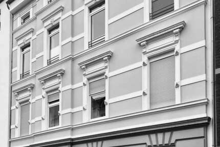 Haus zum Kaufen in Düsseldorf 2.490.000 € 379 m² 16 zimmer