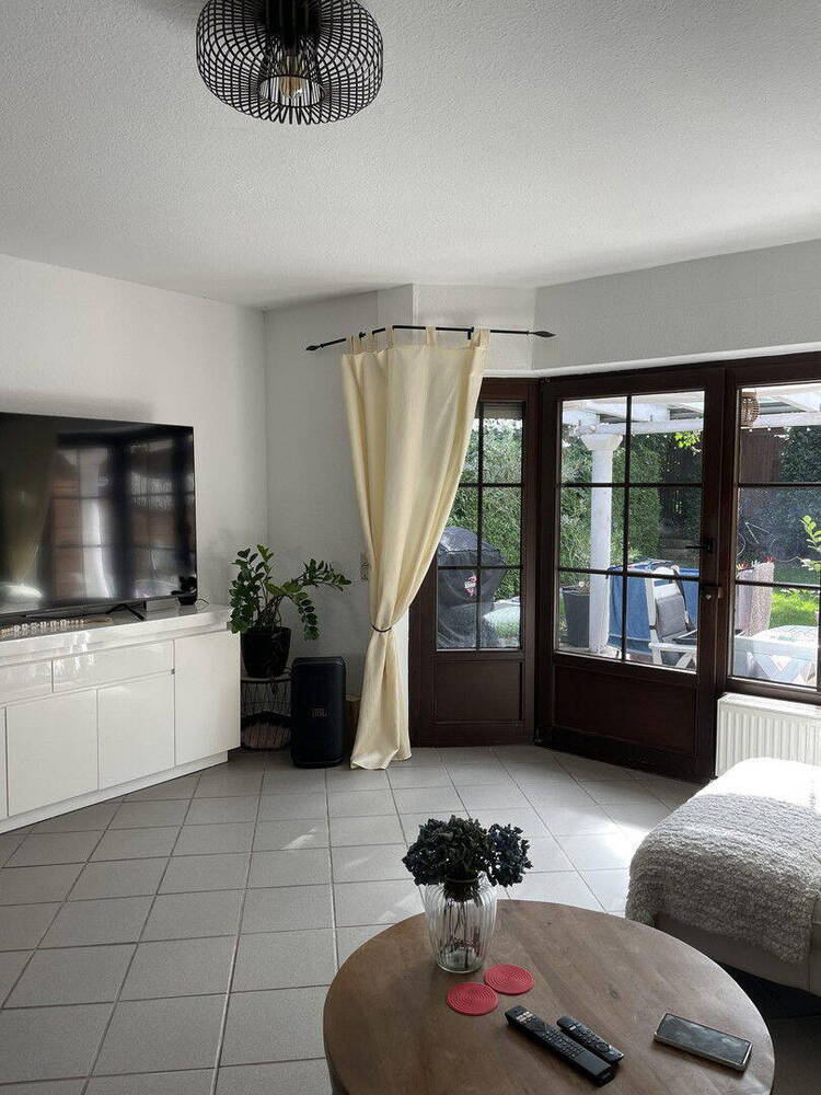 Attraktives Reihenendhaus mit EinliegerWohnung, Garten & Carport - Viel Platz für Familie & mehr