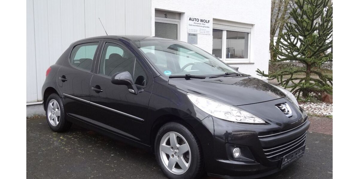 Peugeot 207 118.000 km 3.990 &euro; Langenfeld 40764
