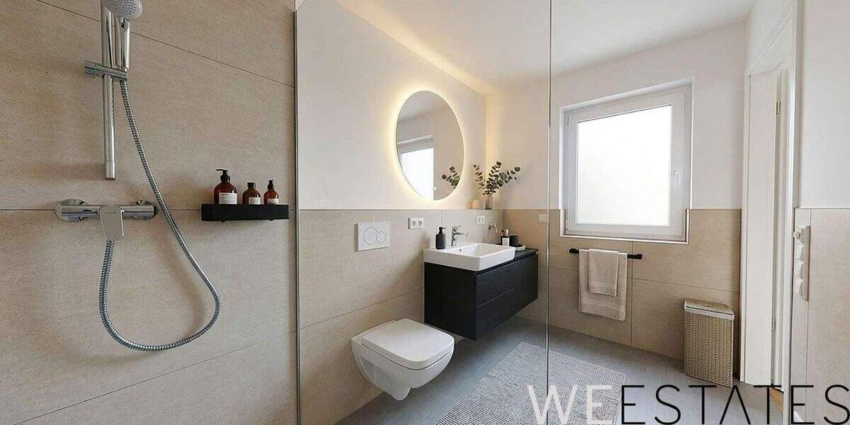 Gemütliche 2-Zimmer-Dachgeschosswohnung mit Balkon und Tageslichtbad 2 zimmer