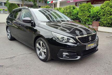 Peugeot 308 75.000 km 11.990 € Essen 45138