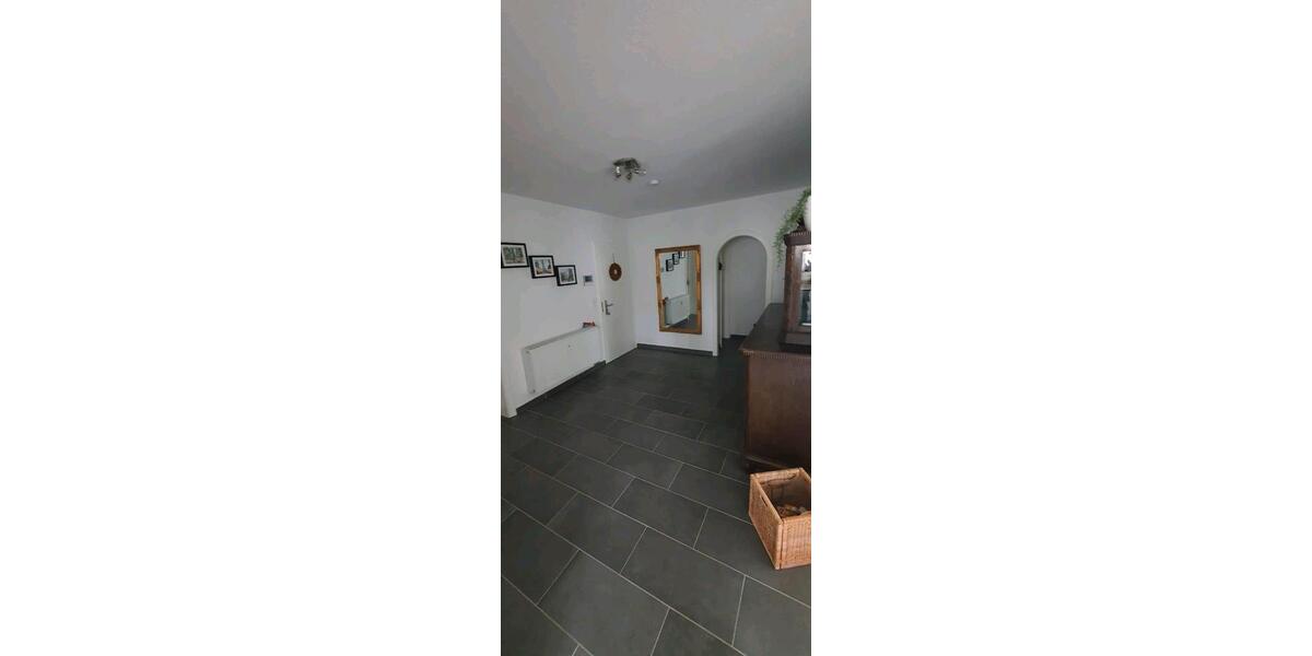 Erdgeschoßwohnung Wuppertal Eckbusch - 3.5 Zimmer, 102 m&sup2;, 1.100&euro; | Angebot:26414749
