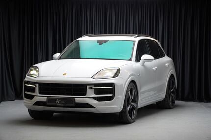 Porsche Cayenne 26.800 km 91.990 &euro; Düsseldorf 40211