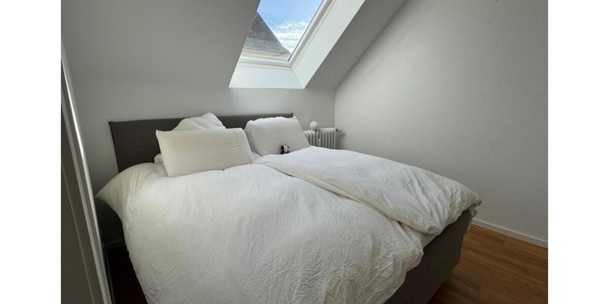 Möblierte Wohnung zur Zwischenmiete im Herzen von Düsseldorf 2.5 zimmer