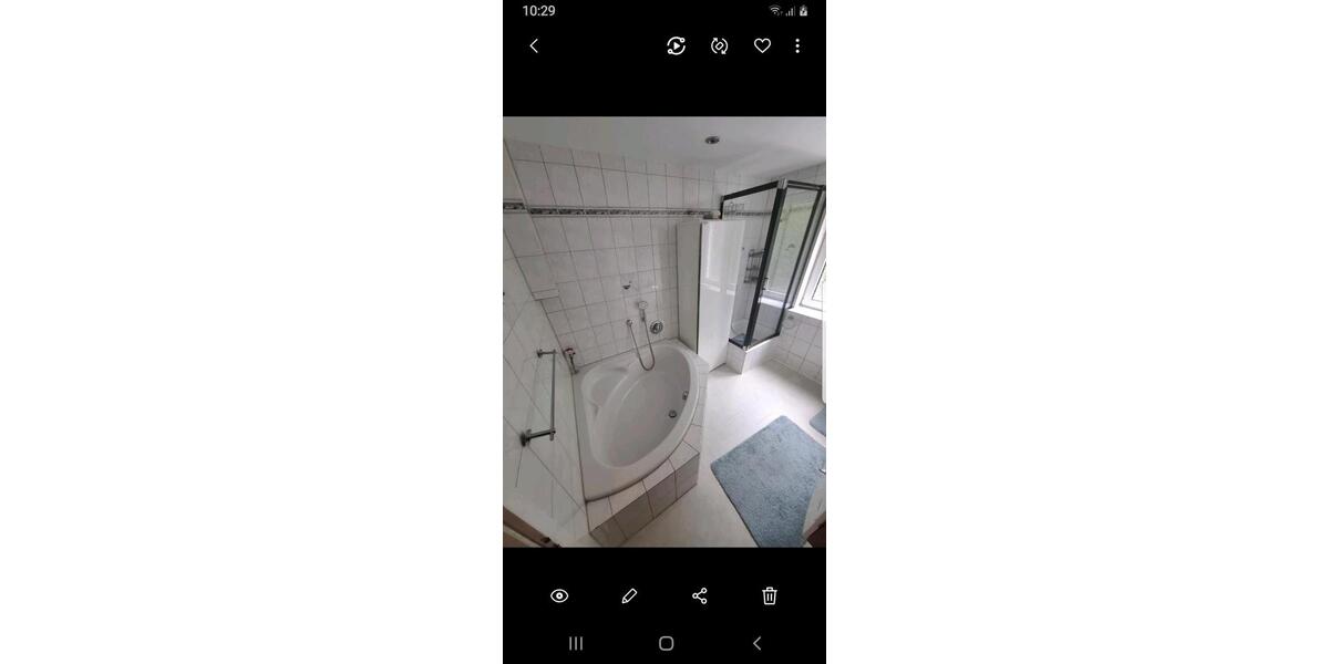 Erdgeschoss Wohnung mit Garten 1790 € VB 4 zimmer