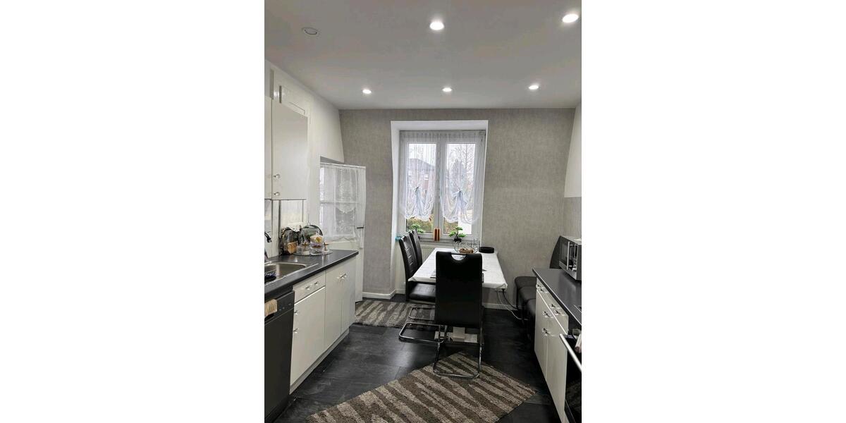 Dachgeschosswohnung 3 Zimmer 3 zimmer