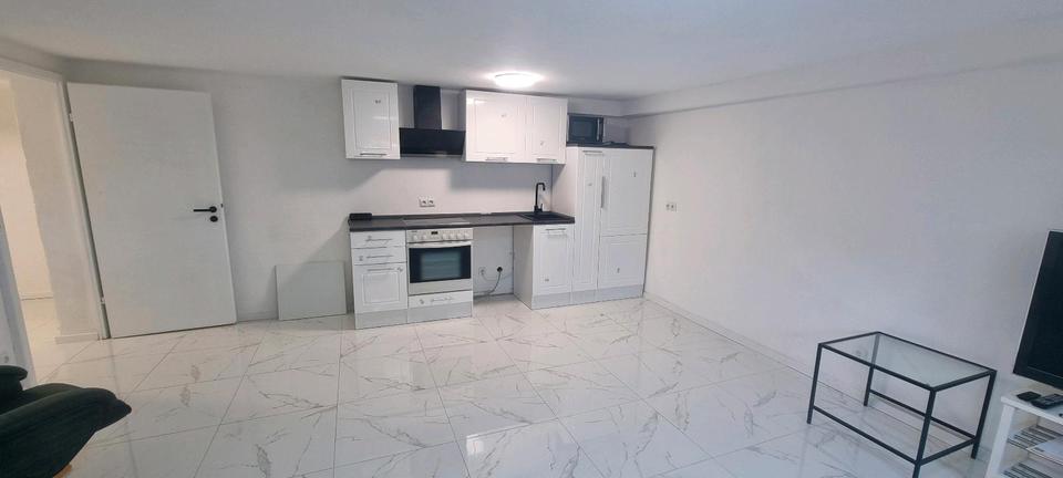 2 Zimmer Souterrainwohnung in Paffrath 3 zimmer