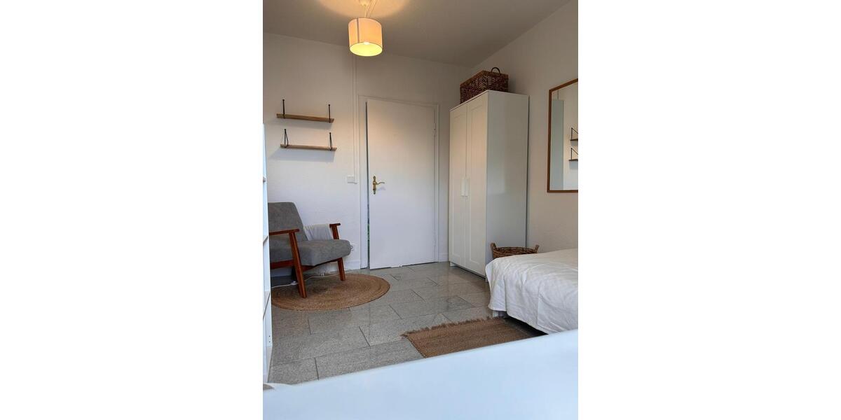 Etagenwohnung Düsseldorf Oberbilk - 4 Zimmer, 83 m&sup2;, 409.000&euro; | Angebot:25813283