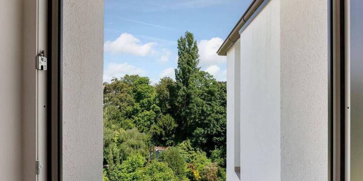 Etagenwohnung Düsseldorf Düsseltal - 3 Zimmer, 122 m&sup2;, 790.000&euro; | Angebot:26826322