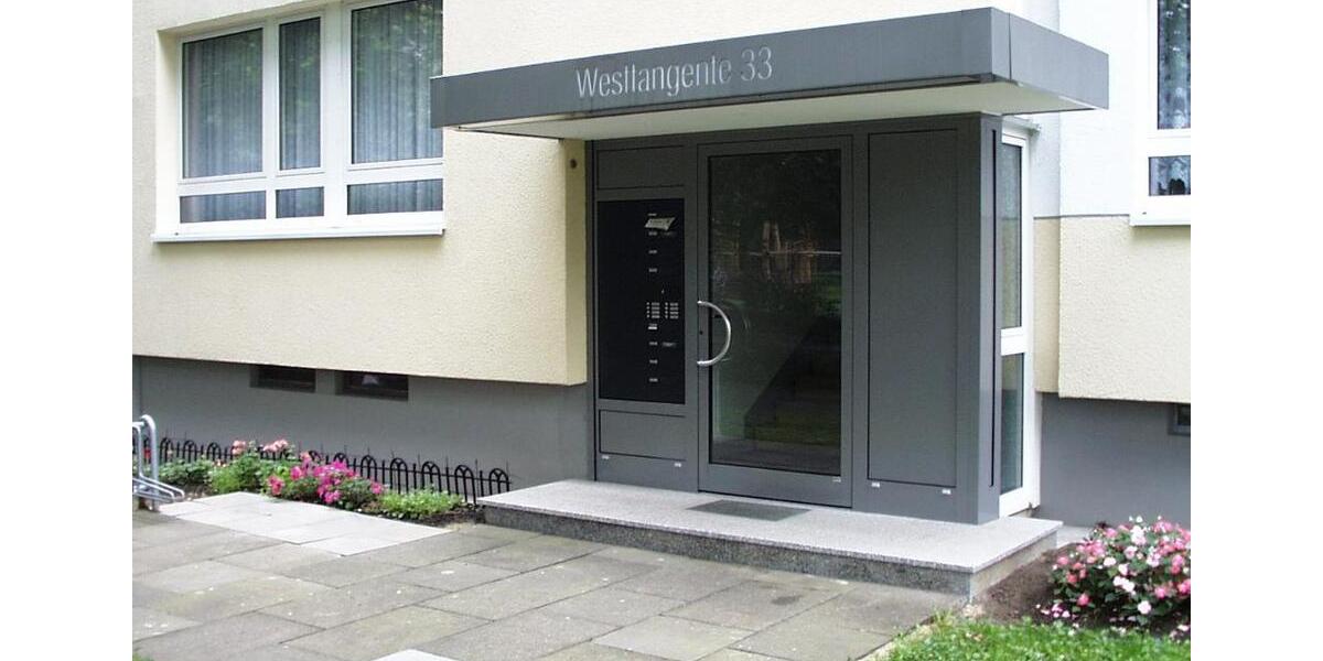 Geräumige 3-Zimmer-Wohnung mit renovierten Badezimmer in Ratingen West 3 zimmer