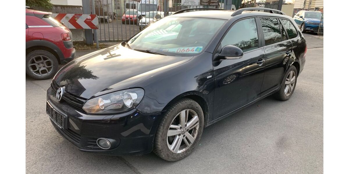 VW Golf 227.000 km 2.350 &euro; Bergisch Gladbach 51465