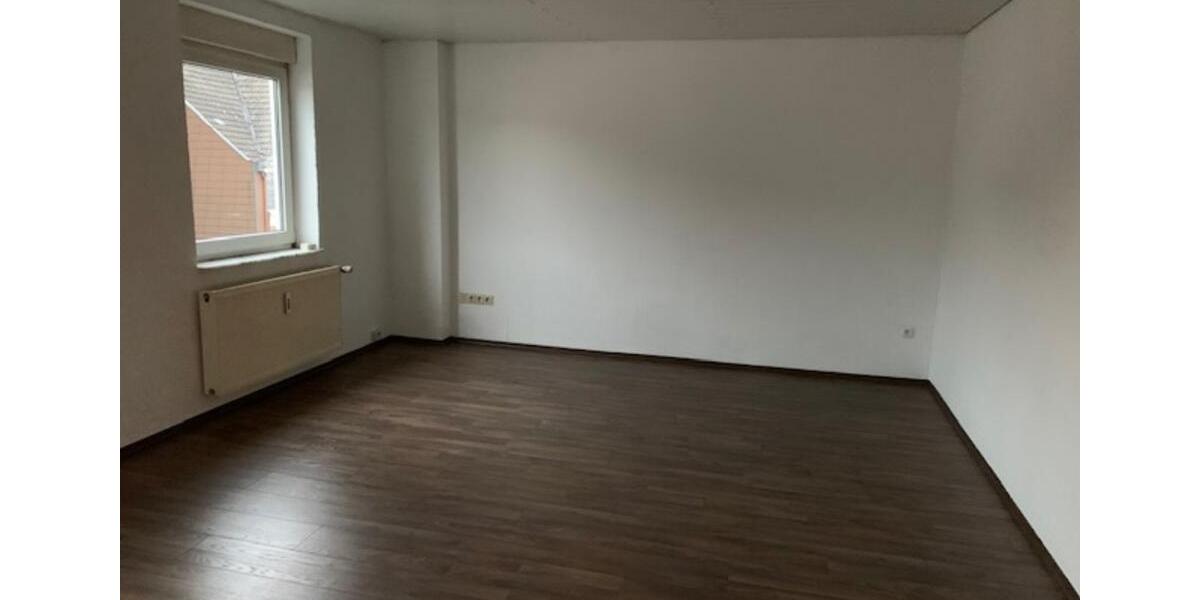 Etagenwohnung Solingen Central - 2 Zimmer, 72 m&sup2;, 700&euro; | Angebot:25340762