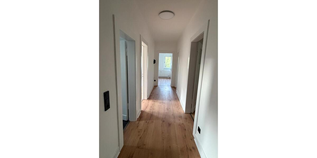 Etagenwohnung Schalksmühle - 5 Zimmer, 76 m&sup2;, 706&euro; | Angebot:26276817