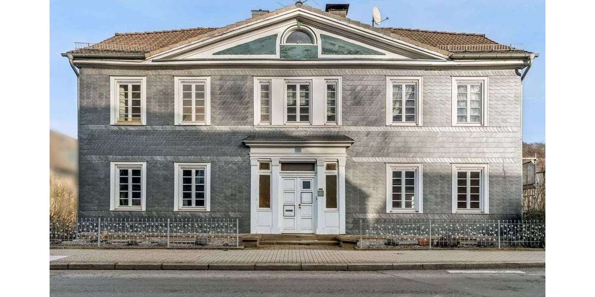 Haus zum Kaufen in Hückeswagen 489.000 € 280.8 m² 10 zimmer