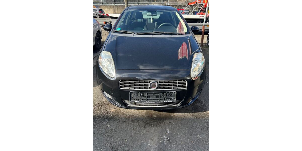 Fiat Punto 135.912 km 2.280 &euro; Wuppertal 42289