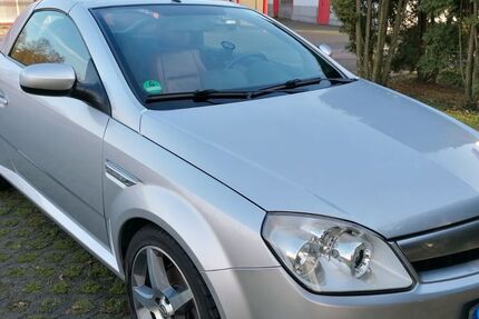 Opel Tigra 99.000 km 5.500 € Bochum 44805