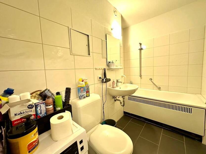 Schöne ZweiZimmerwohnung inkl. Tiefgaragenstellplatz in beliebter Wohnlage