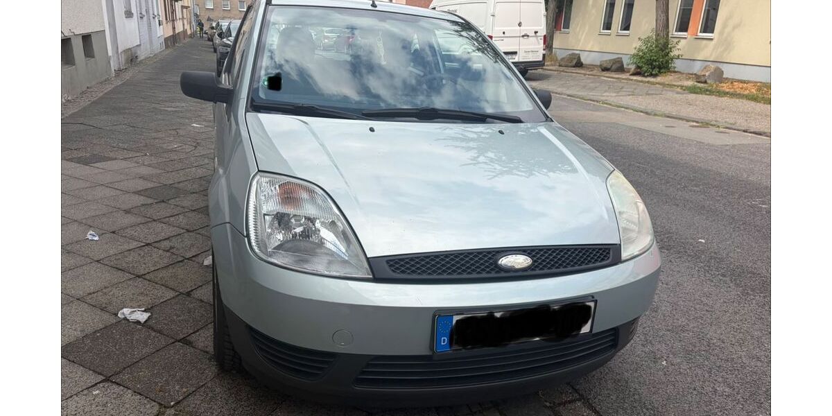 Ford Fiesta 198.519 km 1.300 &euro; Remscheid 42859