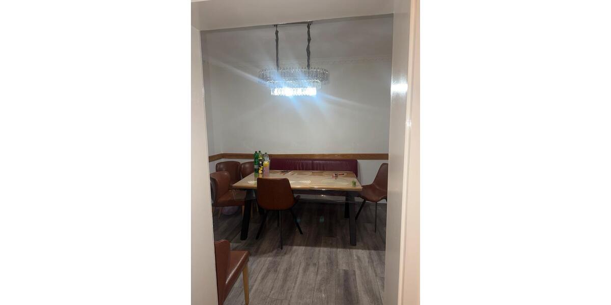 Haus zur Verkaufen 10 zimmer