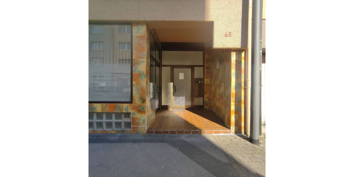 Gepflegtes Wohn-Geschäftshaus in Wuppertal-Barmen mit Potential zimmer