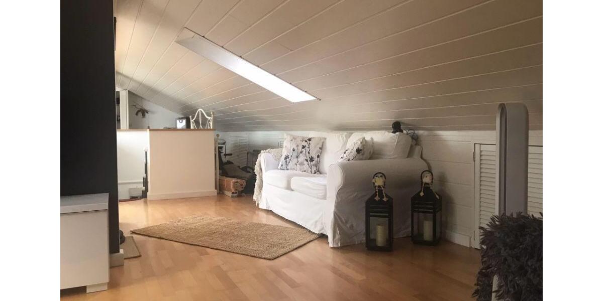 Etagenwohnung Hückeswagen - 2 Zimmer, 90 m&sup2;, 1.050&euro; | Angebot:25723682