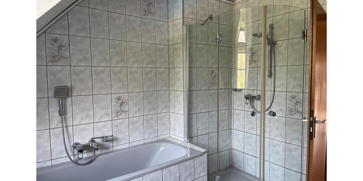Reihenhaus Dormagen - 3 Zimmer, 124 m&sup2;, 480.000&euro; | Angebot:26399149