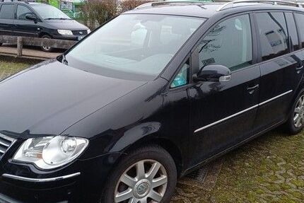 VW Touran 212.800 km 2.200 &euro; Wermelskirchen 42929
