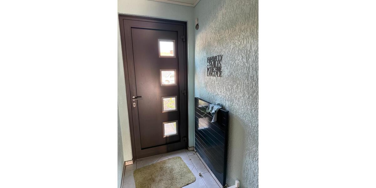 Doppelhaushälfte Monheim am Rhein - 5 Zimmer, 130 m&sup2;, 2.650&euro; | Angebot:26475241