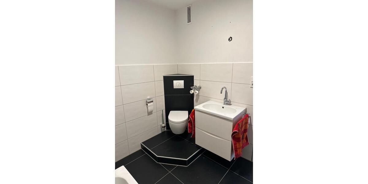 Etagenwohnung Haan - 3 Zimmer, 79 m&sup2;, 800&euro; | Angebot:26285671