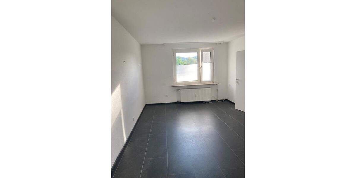 Etagenwohnung Hagen Vorhalle - 2 Zimmer, 75 m&sup2;, 450&euro; | Angebot:25751704