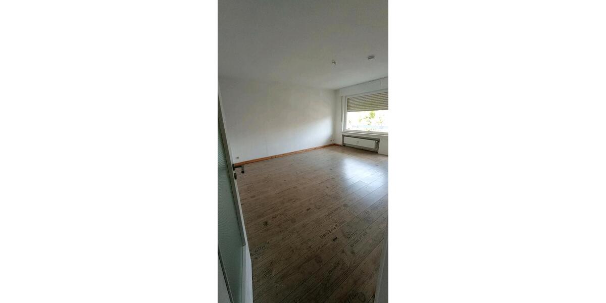 Etagenwohnung Radevormwald - 4 Zimmer, 83 m&sup2;, 720&euro; | Angebot:26262977