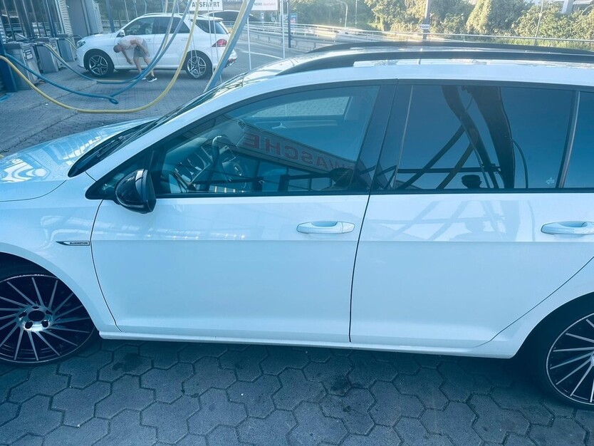 VW Golf R Variant 238.000 km 9.000 € Köln 50667