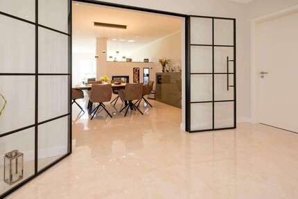 Haus zum Kaufen in Bergisch Gladbach 750.000 € 145 m² 5 zimmer