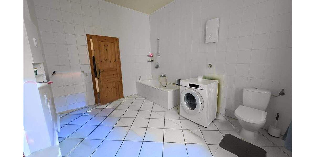 Etagenwohnung Wuppertal Langerfeld - 3 Zimmer, 88 m&sup2;, 163.000&euro; | Angebot:25692788