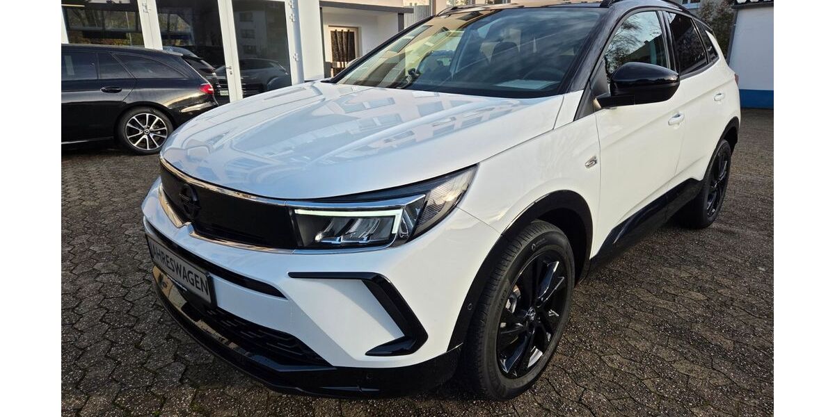 Opel Grandland (X) 5.200 km 22.990 &euro; Erkrath 40699