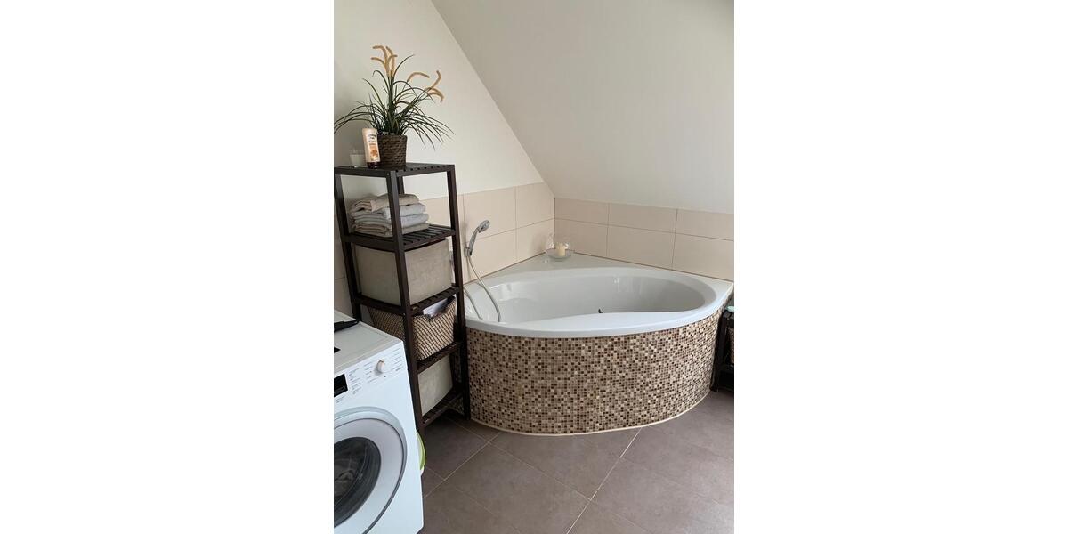 Dachgeschoßwohnung Remscheid Remscheid-Süd - 4 Zimmer, 79 m&sup2;, 169.000&euro; | Angebot:25440967