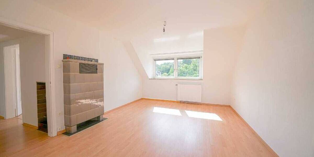 Etagenwohnung Düsseldorf Rath - 3 Zimmer, 70 m&sup2;, 730&euro; | Angebot:26891579