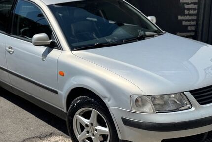 VW Passat 162.288 km 2.799 € Wuppertal 42117