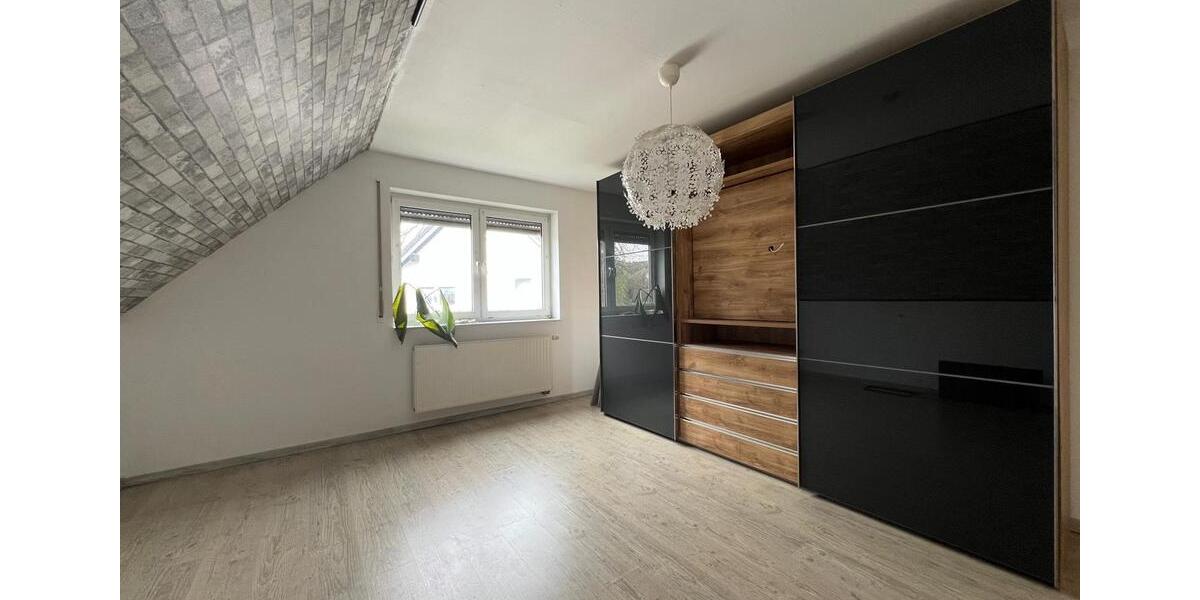 Einfamilienhaus Wipperfürth - 6 Zimmer, 188 m&sup2;, 350.000&euro; | Angebot:26124505